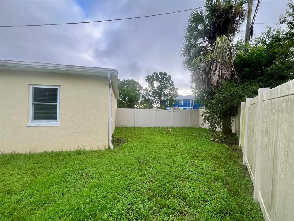 8330 WAVERLY ROAD St Petersburg, FL 33702