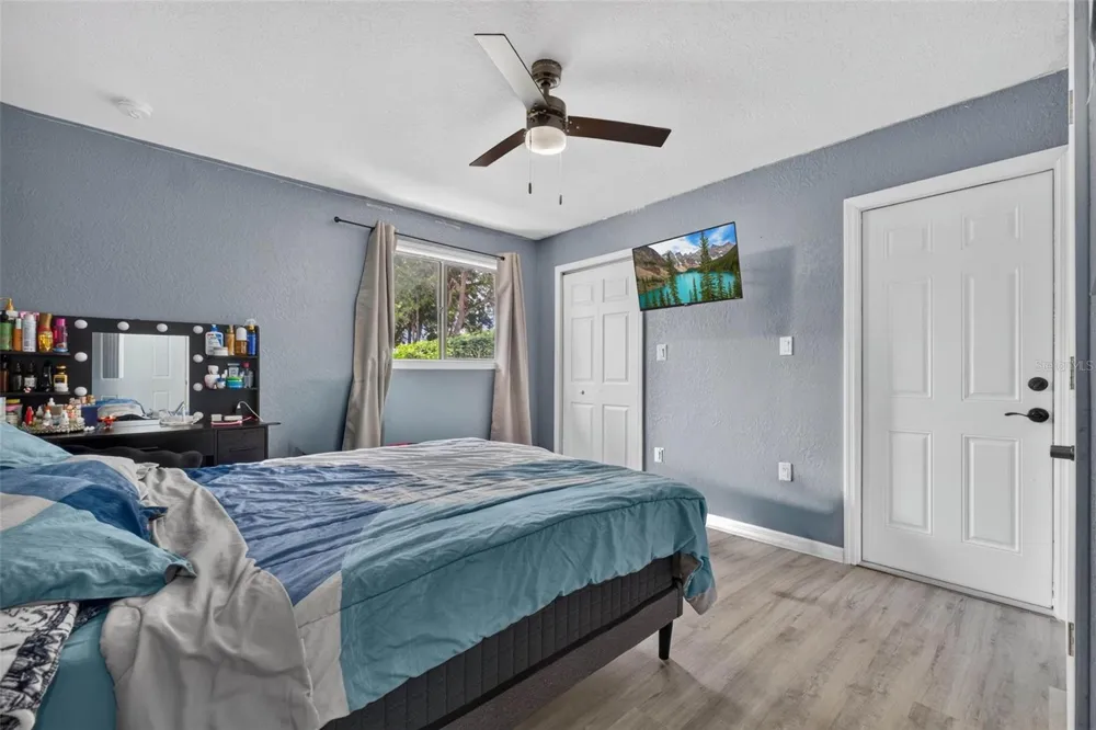 8114 EDISON AVENUE Tampa, FL 33604