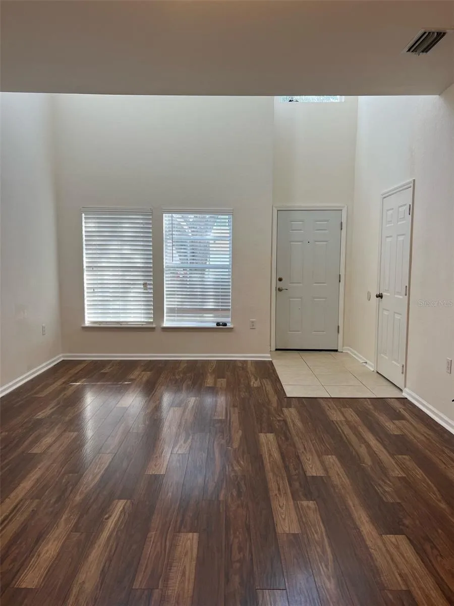 16311 PARKSTONE PALMS COURT Tampa, FL 33647