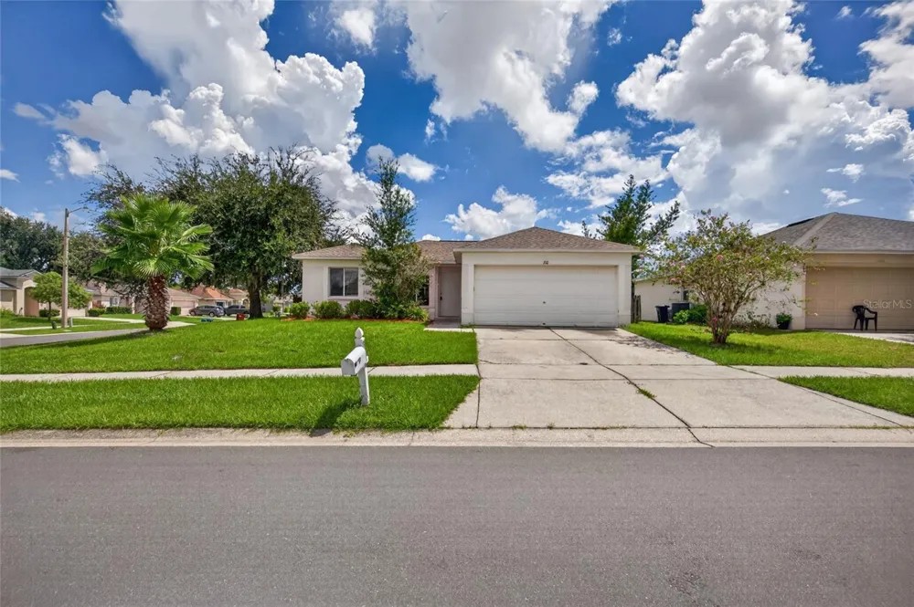 310 SHELBY BROOKE DRIVE Plant City, FL 33563
