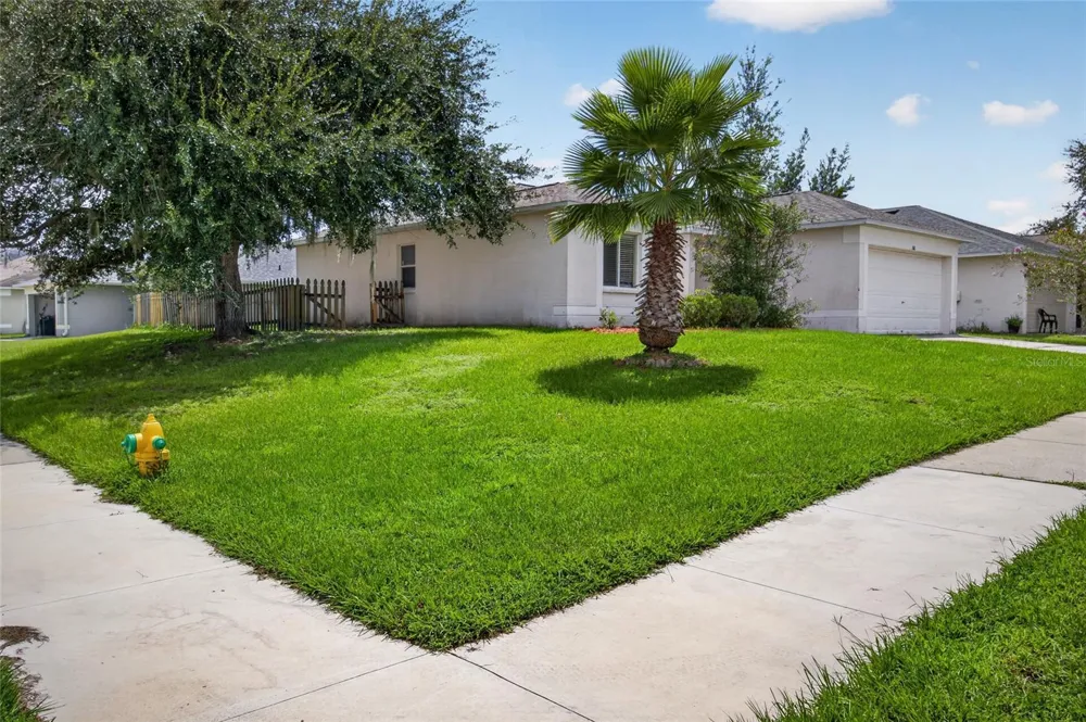 310 SHELBY BROOKE DRIVE Plant City, FL 33563