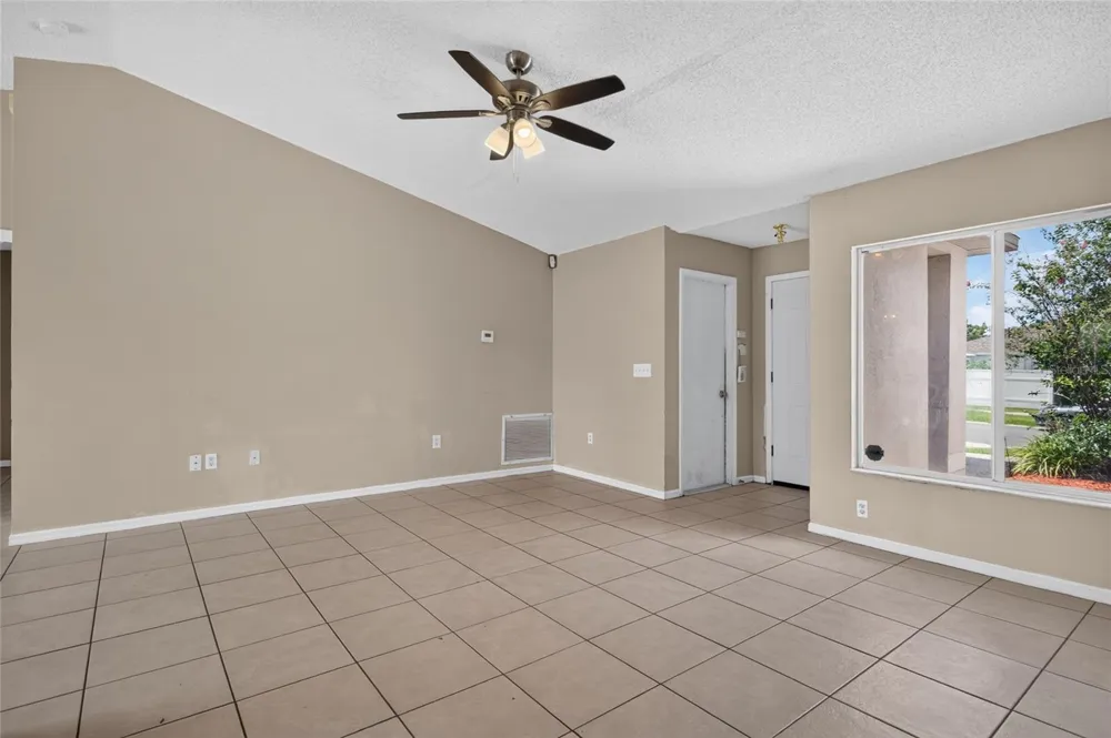 310 SHELBY BROOKE DRIVE Plant City, FL 33563