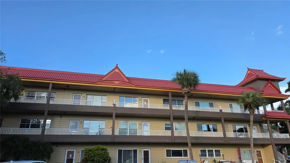 2402 ECUADORIAN WAY #48 Clearwater, FL 33763