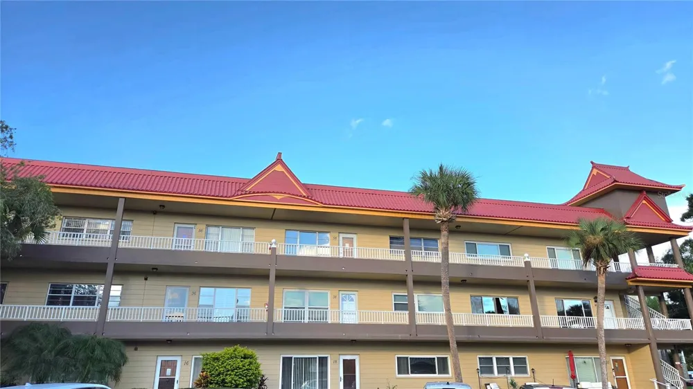 2402 ECUADORIAN WAY #48 Clearwater, FL 33763
