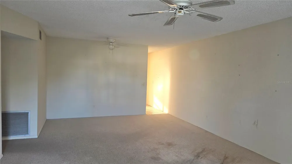 2402 ECUADORIAN WAY #48 Clearwater, FL 33763