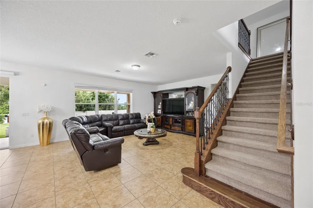 3899 MT VERNON WAY Kissimmee, FL 34741