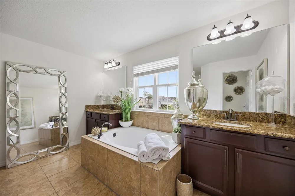 3899 MT VERNON WAY Kissimmee, FL 34741