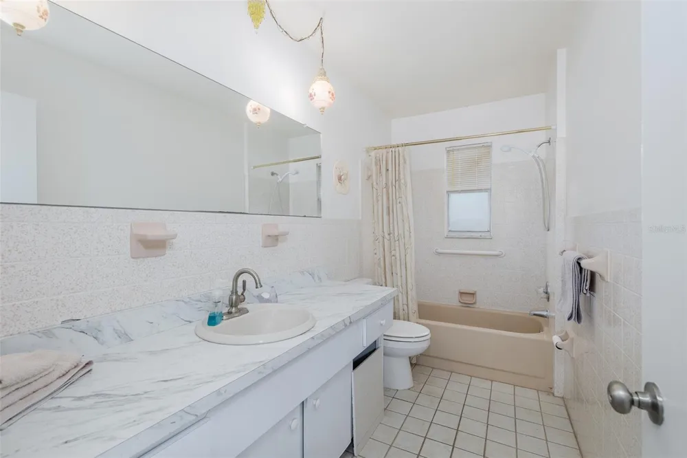 4715 NEEDLE PALM DRIVE New Port Richey, FL 34652