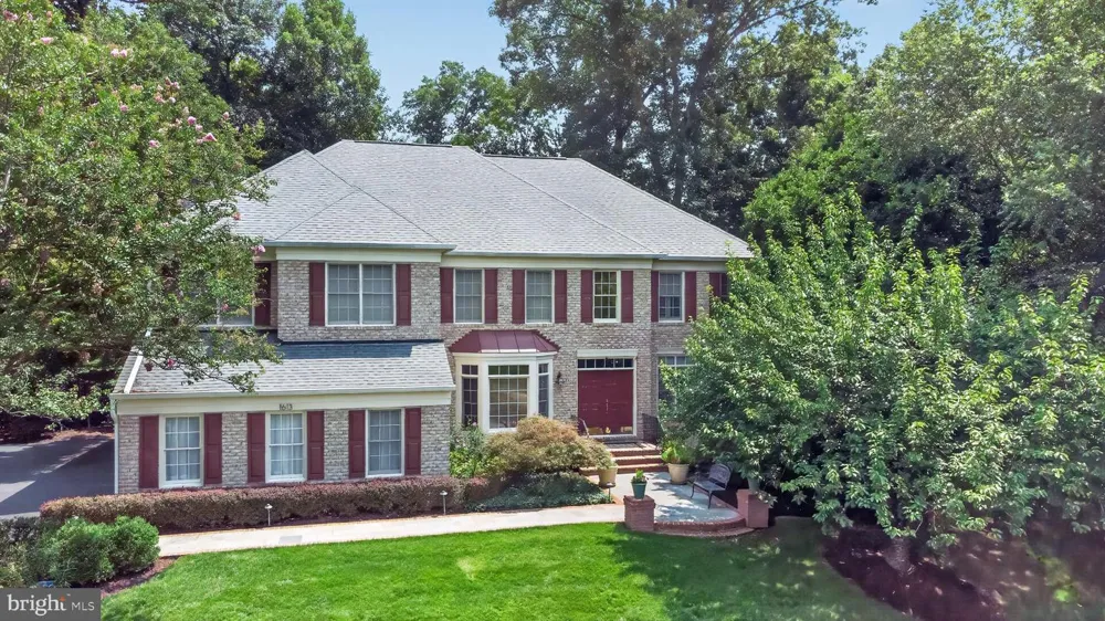 1613 CHATHAMS FORD PLACE Vienna, VA 22182