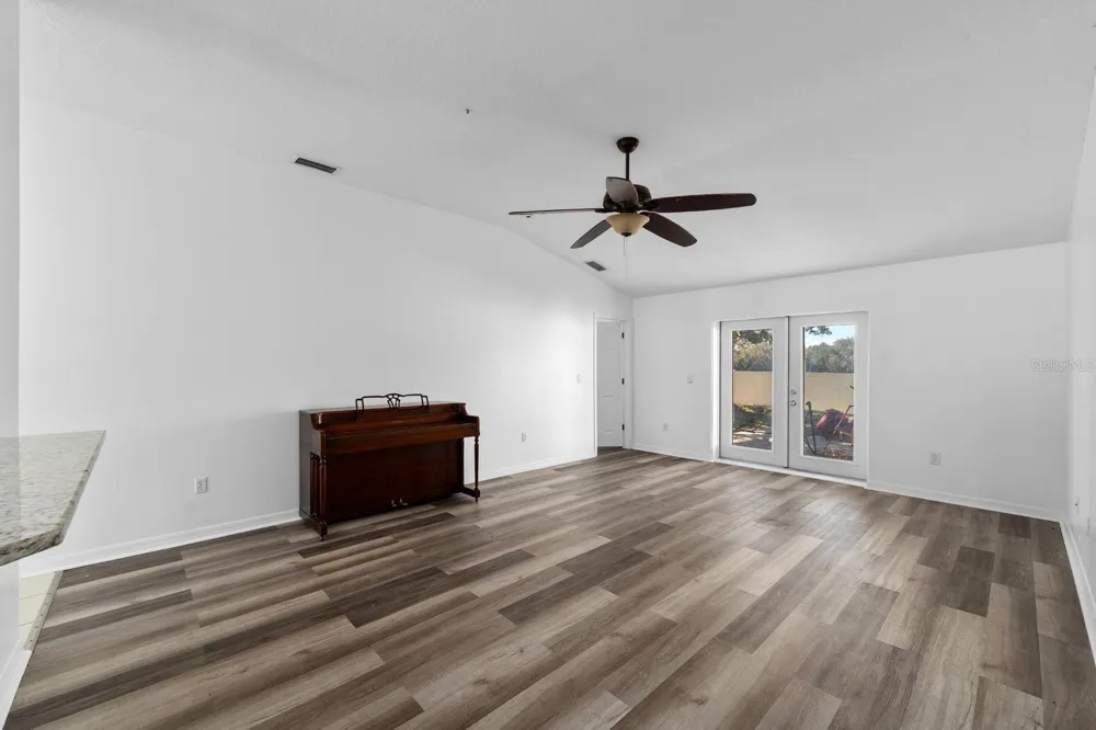 3609 TRAPNELL GROVE LOOP Plant City, FL 33567