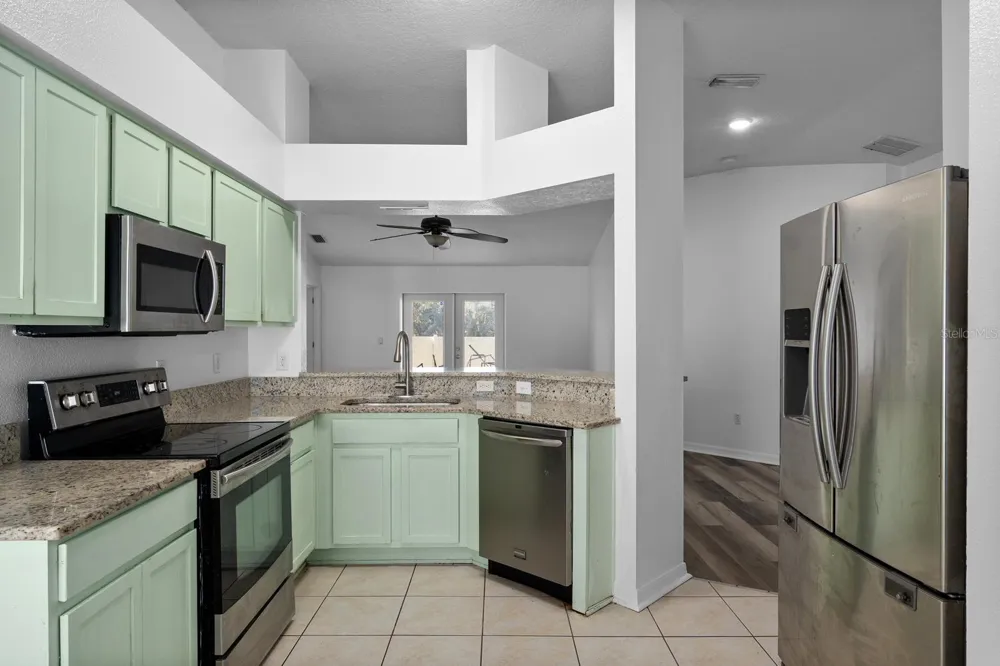 3609 TRAPNELL GROVE LOOP Plant City, FL 33567