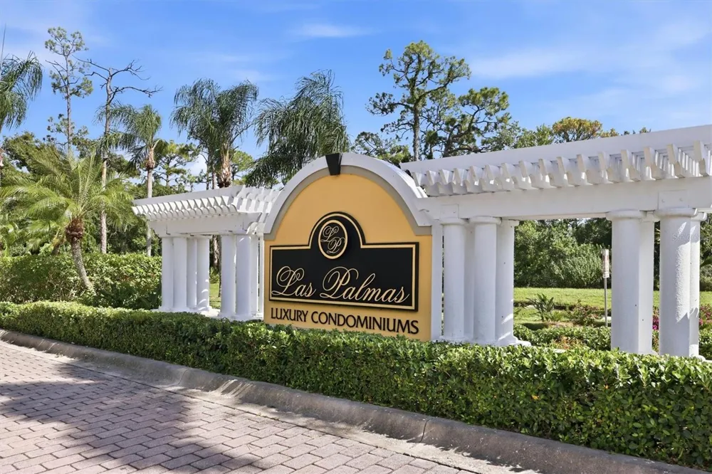 5001 BARALDI CIRCLE #22-209 Sarasota, FL 34235