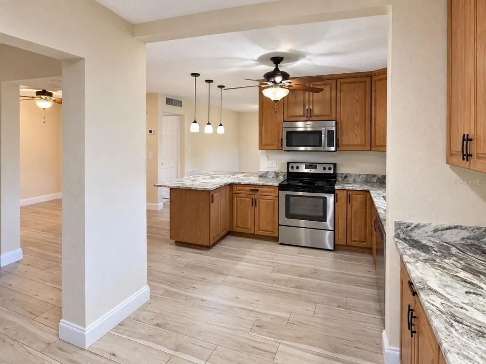 8915 59TH WAY Pinellas Park, FL 33782