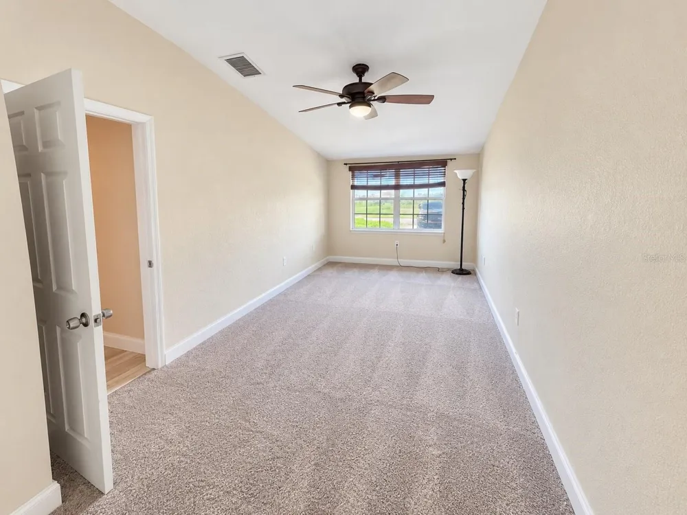 8915 59TH WAY Pinellas Park, FL 33782