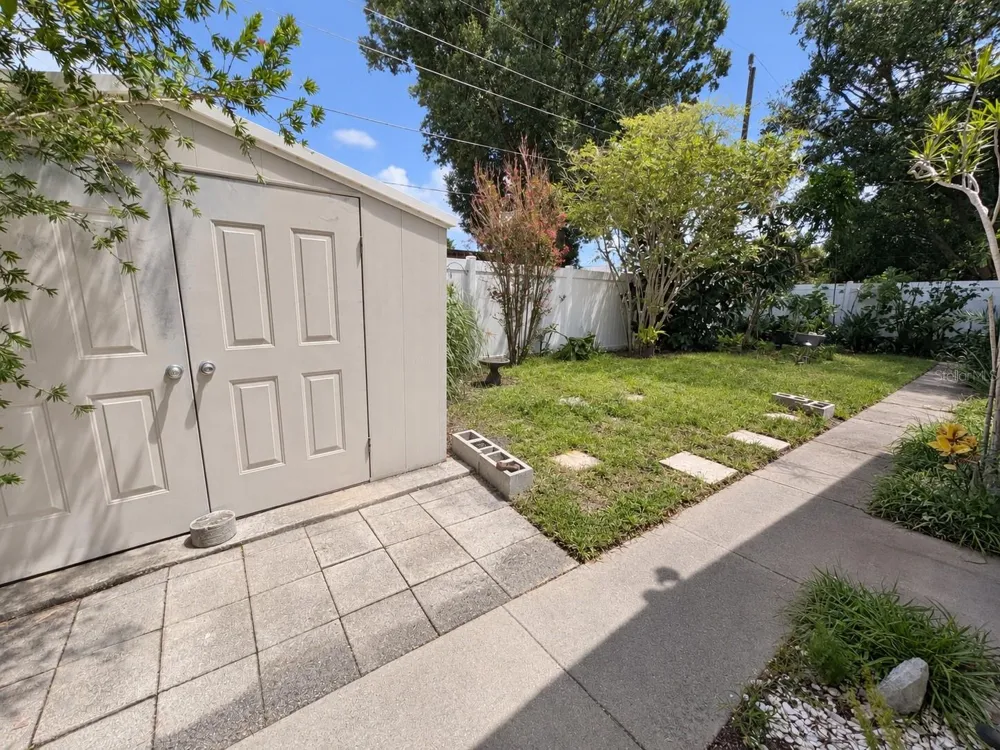 8915 59TH WAY Pinellas Park, FL 33782