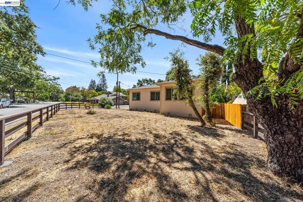 1069 Homestead Ave Walnut Creek, CA 94598