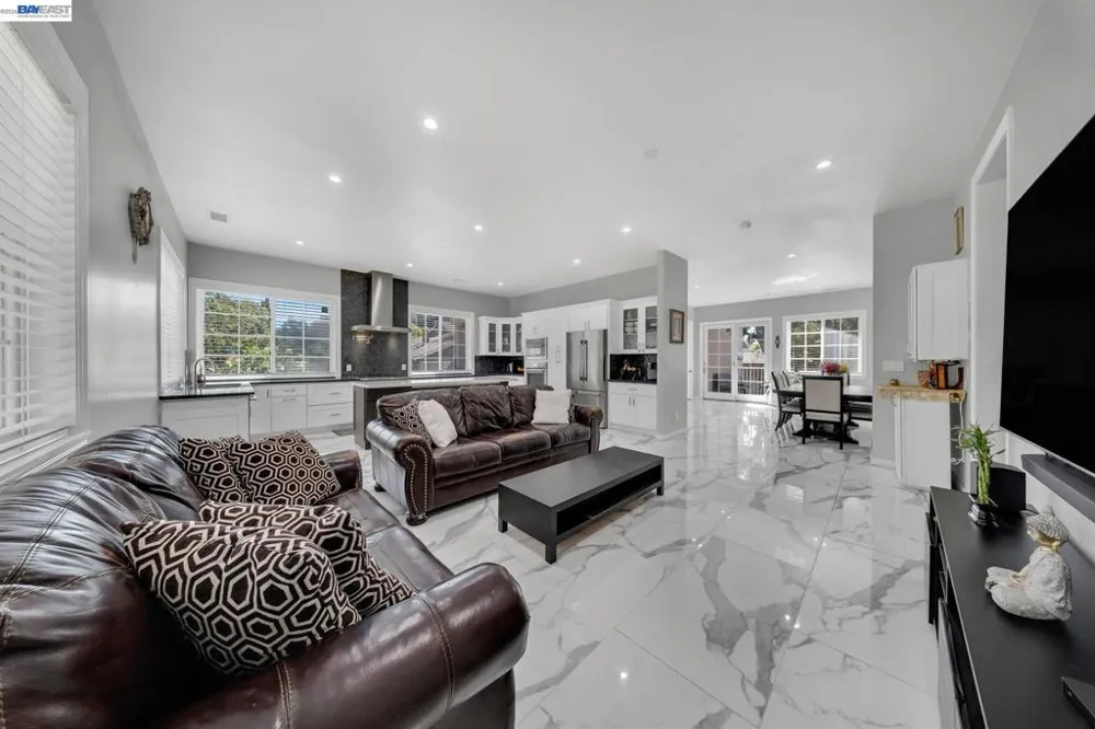 1069 Homestead Ave Walnut Creek, CA 94598