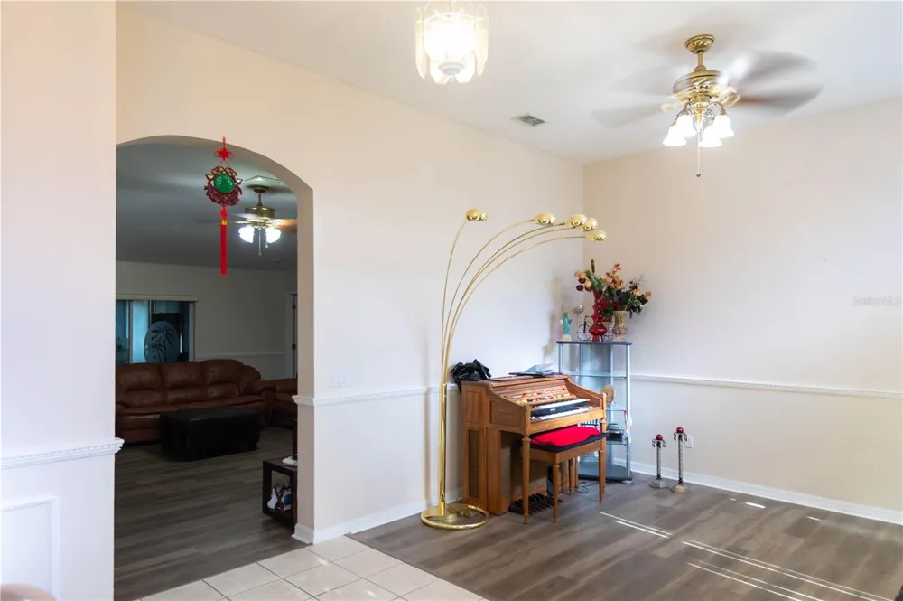 1306 ISLAND COVE DRIVE Deland, FL 32724