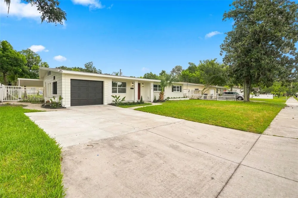 2519 OVERLAKE AVENUE Orlando, FL 32806