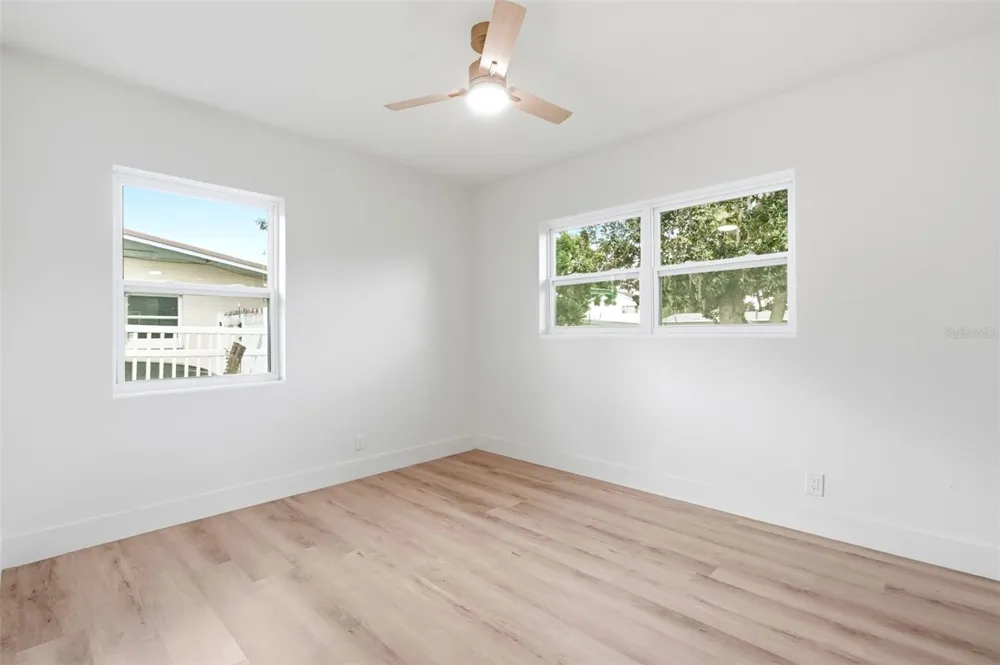 2519 OVERLAKE AVENUE Orlando, FL 32806