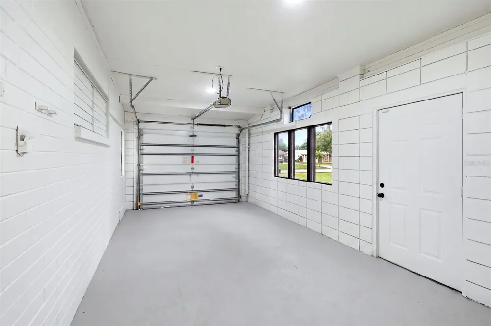 2519 OVERLAKE AVENUE Orlando, FL 32806
