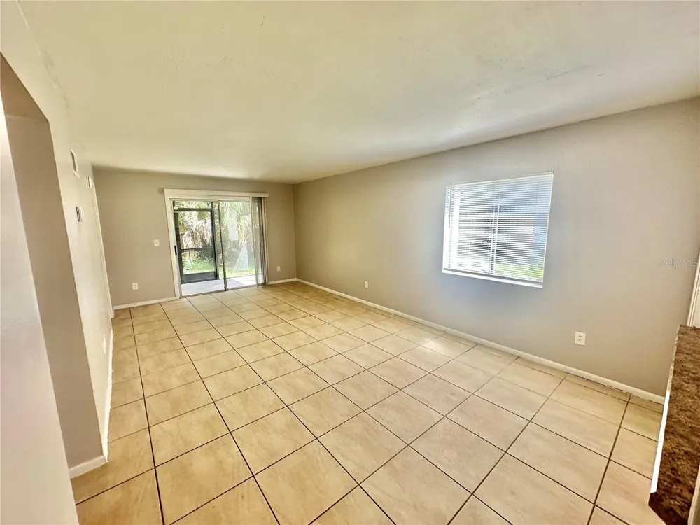2549 S OAK AVENUE #B Sanford, FL 32773