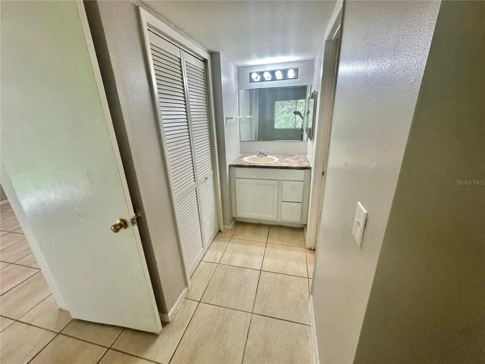 2549 S OAK AVENUE #B Sanford, FL 32773