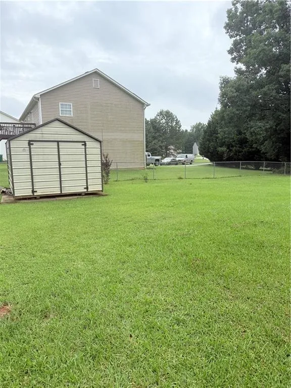6853 New Dale Road Rex, GA 30273