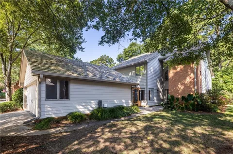 2690 Camden Glen Court