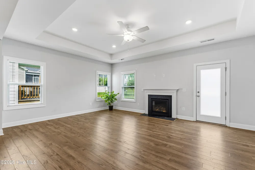 821 Challenger Lane Knightdale, NC 27545