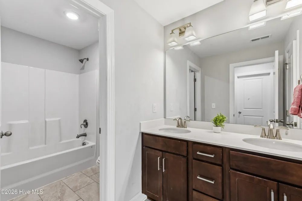821 Challenger Lane Knightdale, NC 27545