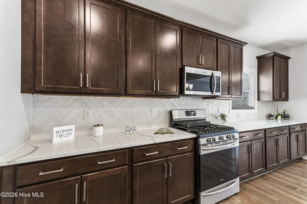 821 Challenger Lane Knightdale, NC 27545