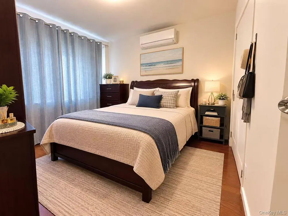 136-46 41st Avenue #2F Flushing, NY 11355