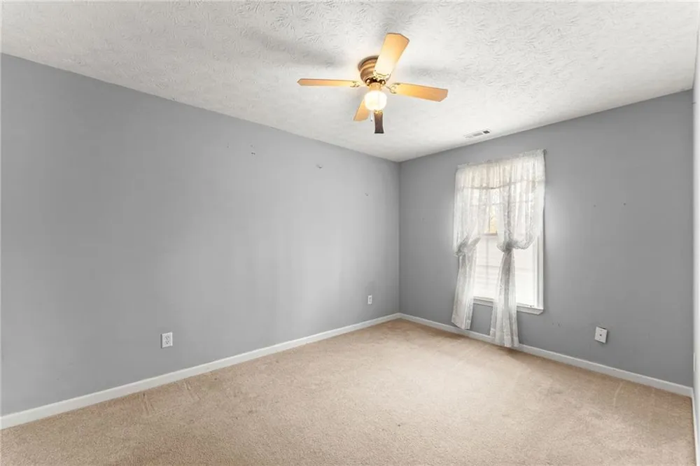 337 Claystone Walk Cleveland, GA 30528