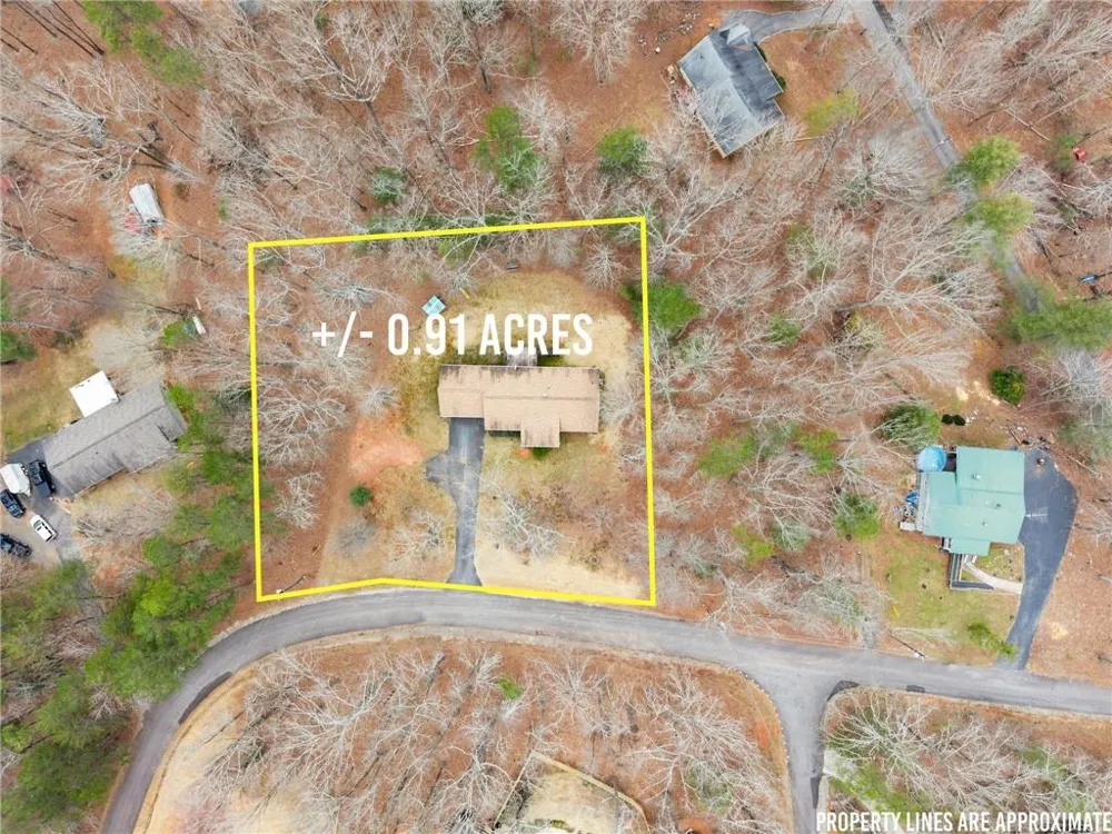 337 Claystone Walk Cleveland, GA 30528