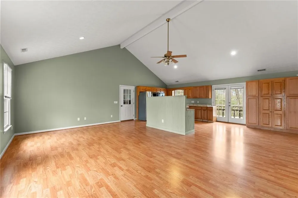 337 Claystone Walk Cleveland, GA 30528