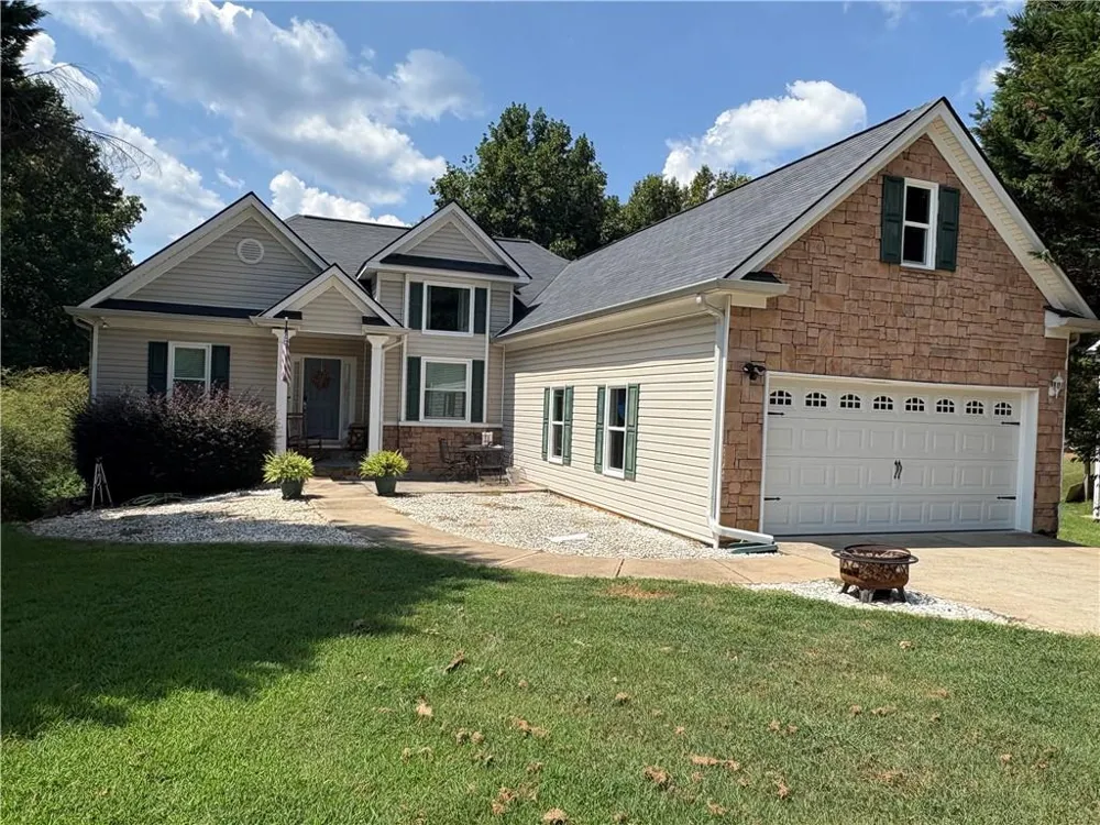 4370 Old Wyndoham Court Gainesville, GA 30506