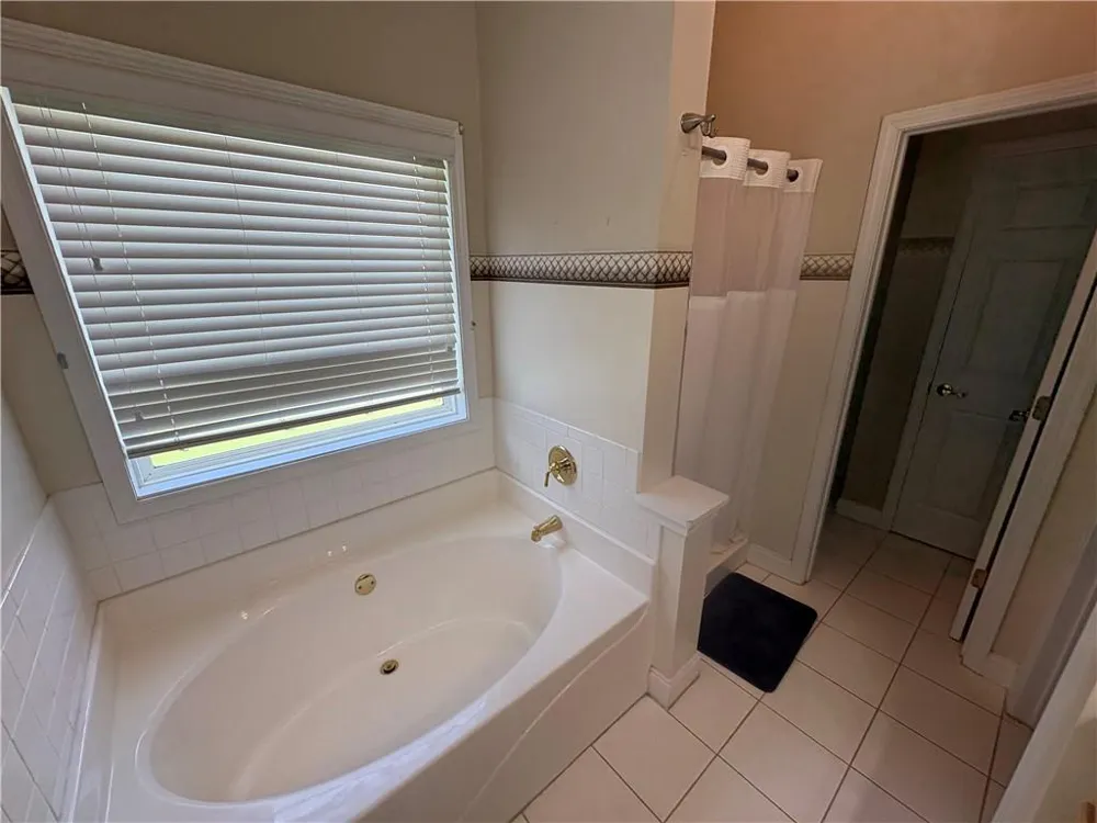 4370 Old Wyndoham Court Gainesville, GA 30506
