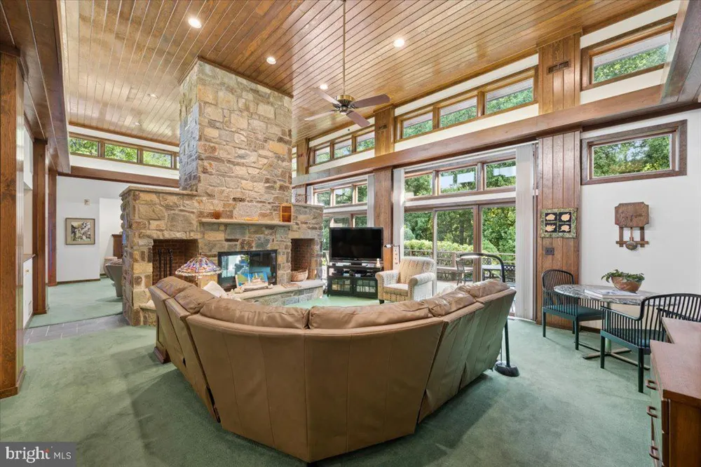 17026 BARN RIDGE DRIVE Silver Spring, MD 20906