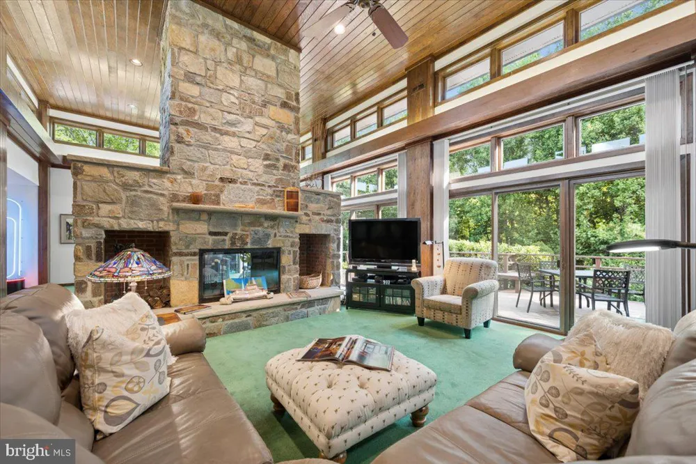 17026 BARN RIDGE DRIVE Silver Spring, MD 20906