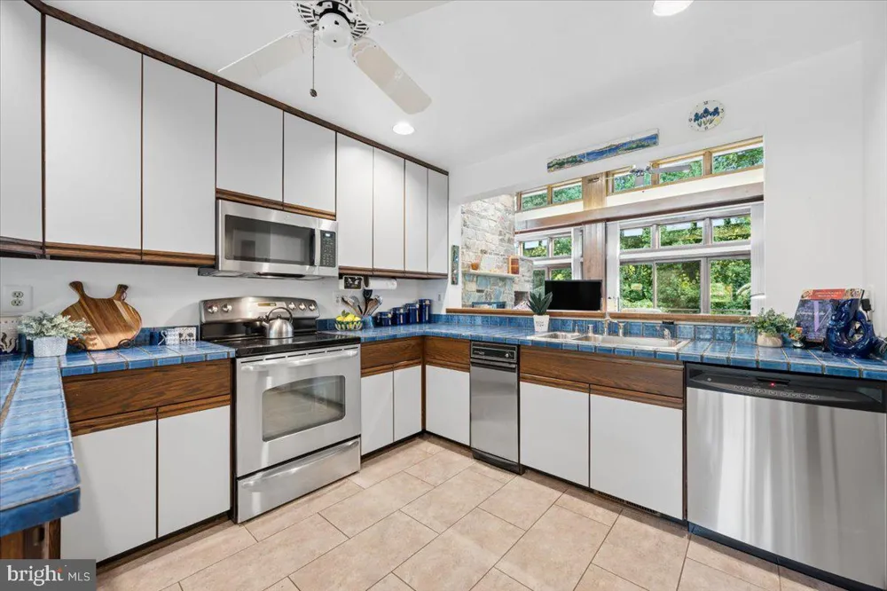 17026 BARN RIDGE DRIVE Silver Spring, MD 20906