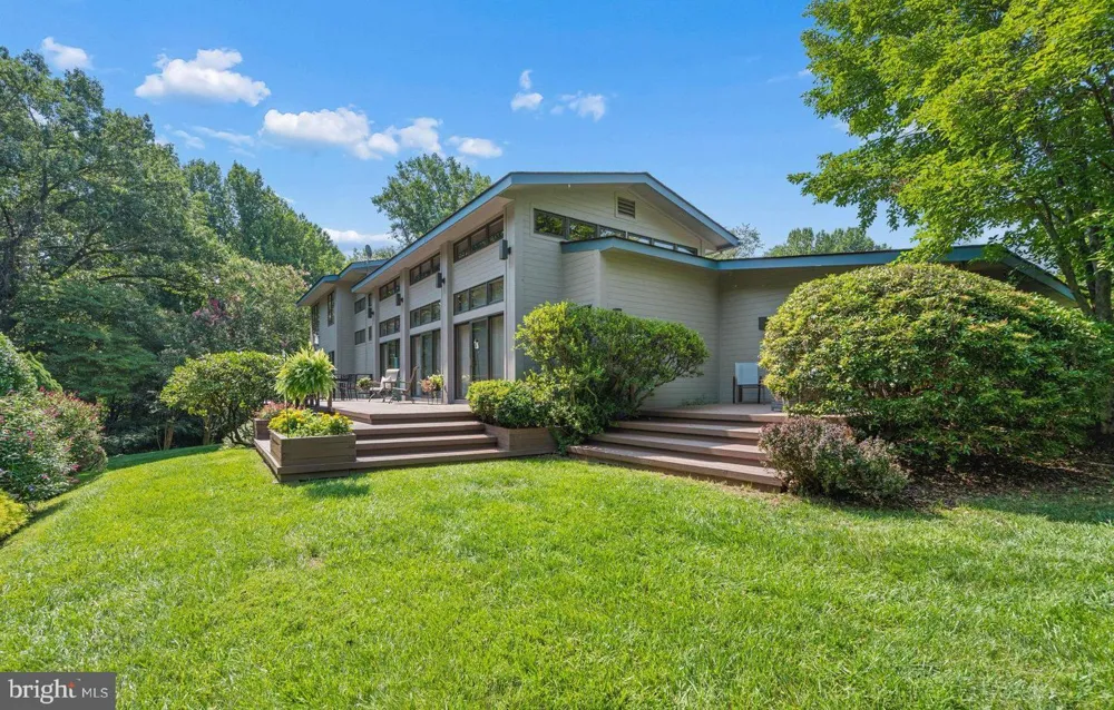 17026 BARN RIDGE DRIVE Silver Spring, MD 20906