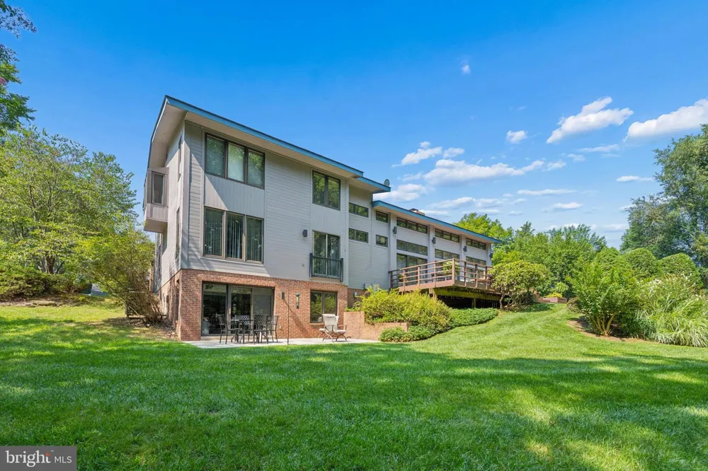 17026 BARN RIDGE DRIVE Silver Spring, MD 20906