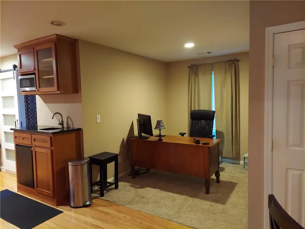 2401 Chauncey Lane SW Marietta, GA 30064