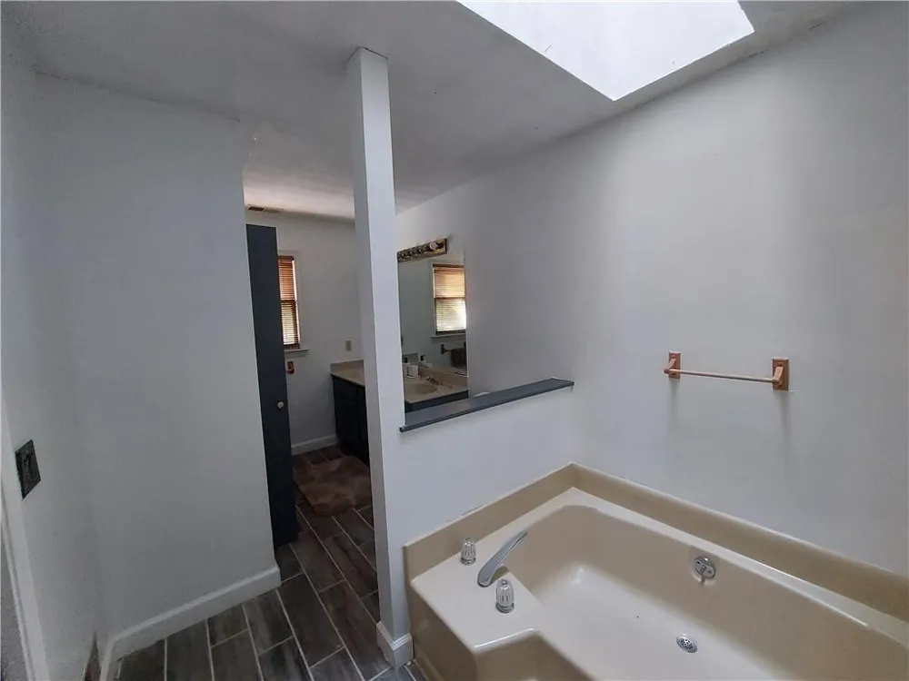 2401 Chauncey Lane SW Marietta, GA 30064