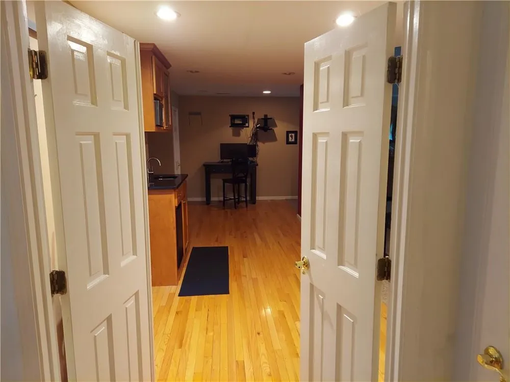 2401 Chauncey Lane SW Marietta, GA 30064