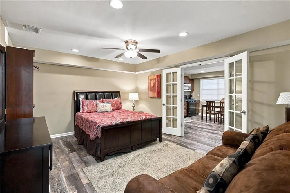 1204 Towne Harbor Court Woodstock, GA 30189