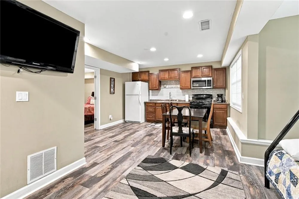 1204 Towne Harbor Court Woodstock, GA 30189