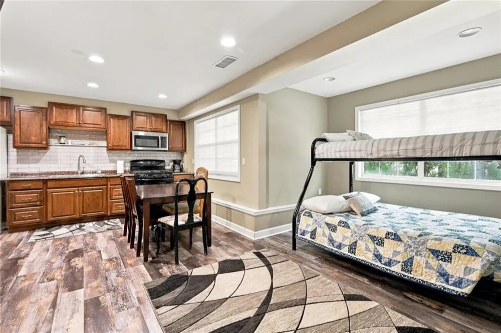 1204 Towne Harbor Court Woodstock, GA 30189