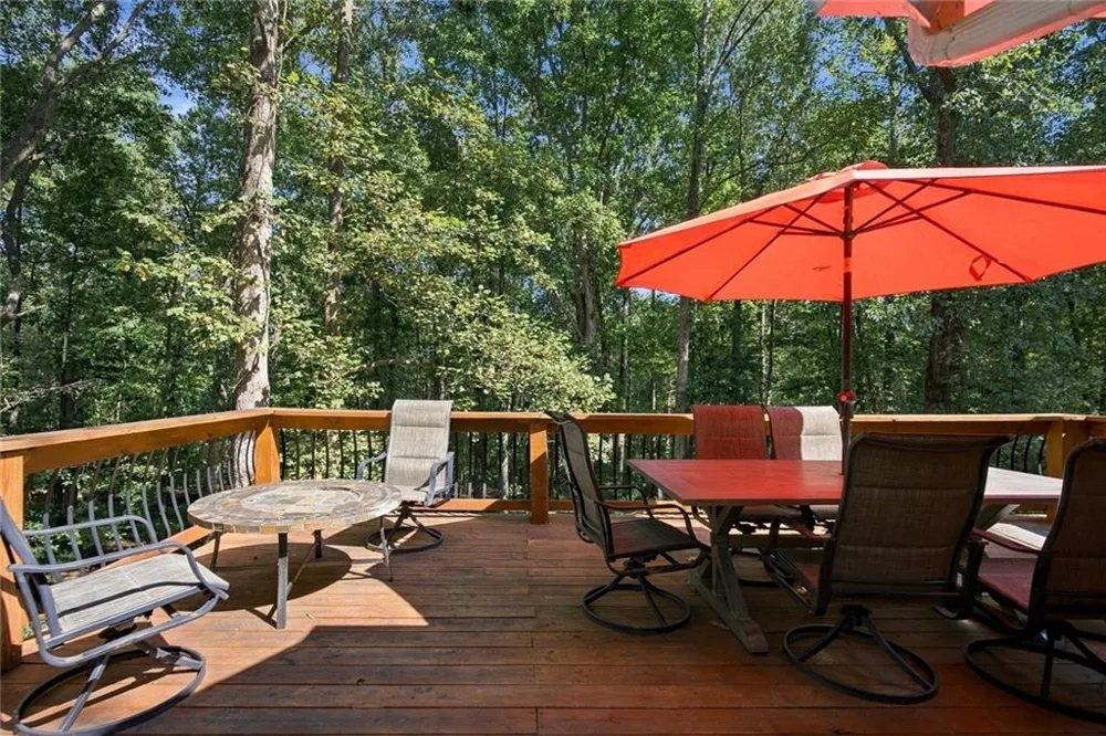 1204 Towne Harbor Court Woodstock, GA 30189